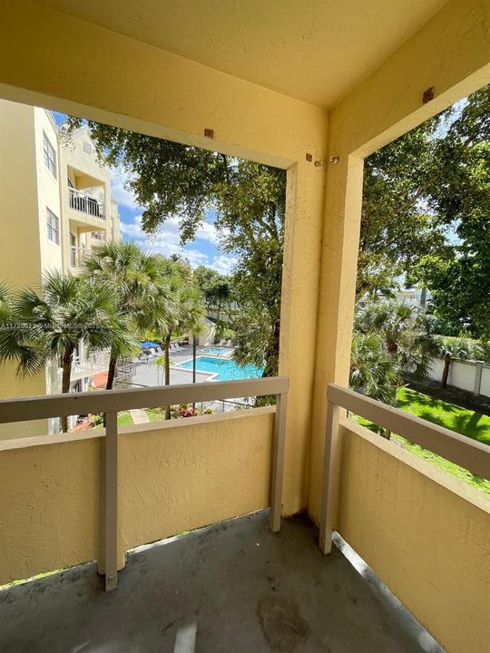 Recientemente alquilado: $1,950 (1 camas, 1 baños, 710 Pies cuadrados)