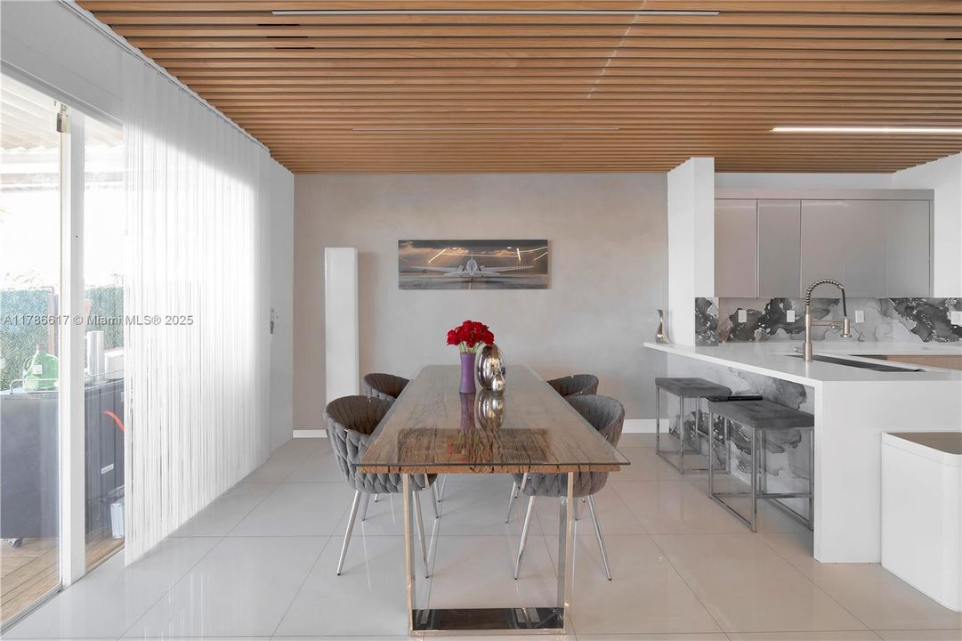 For Sale: $1,100,000 (4 beds, 3 baths, 2287 Square Feet)