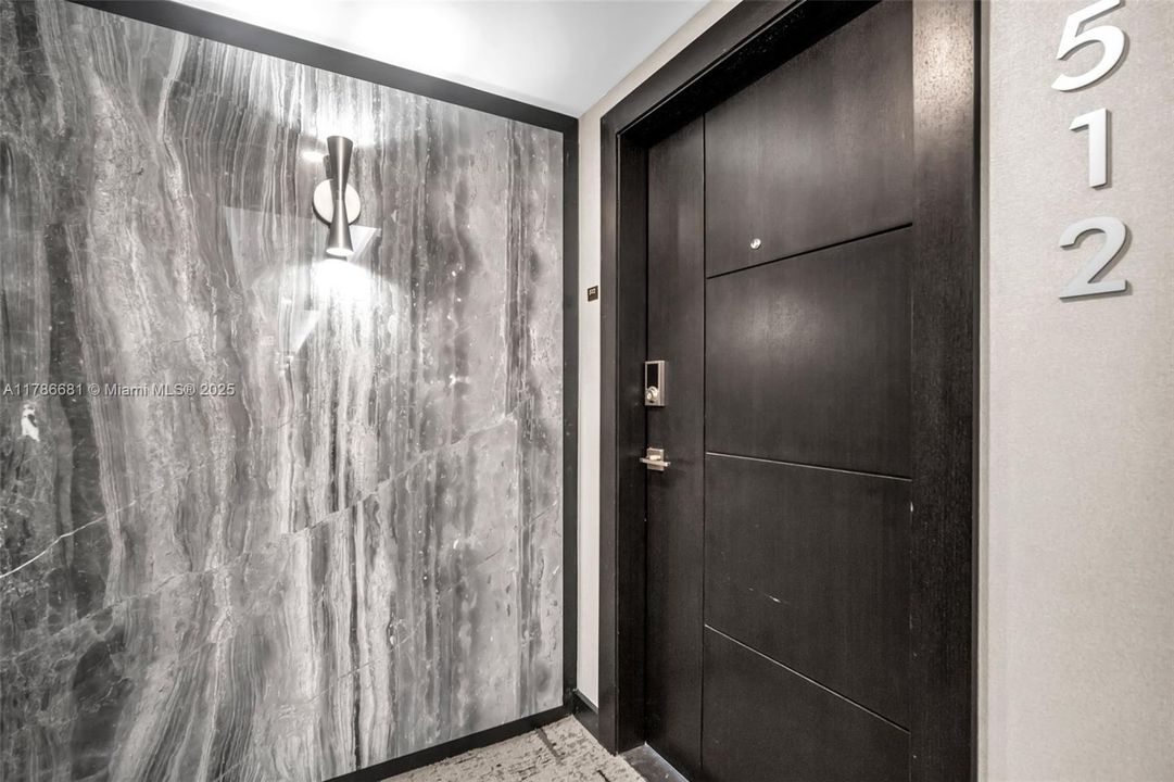 For Sale: $1,650,000 (2 beds, 2 baths, 1733 Square Feet)