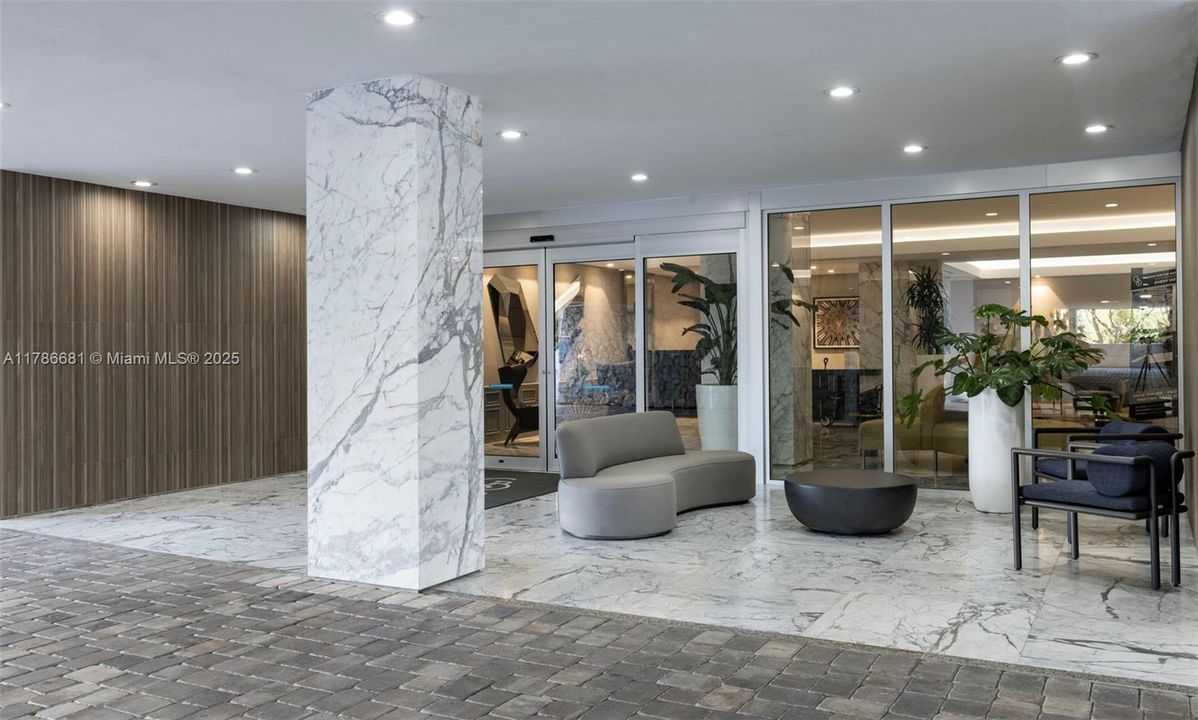 For Sale: $1,650,000 (2 beds, 2 baths, 1733 Square Feet)