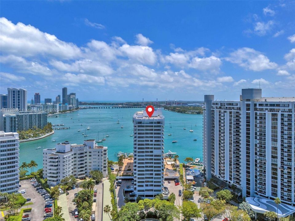 For Sale: $1,650,000 (2 beds, 2 baths, 1733 Square Feet)