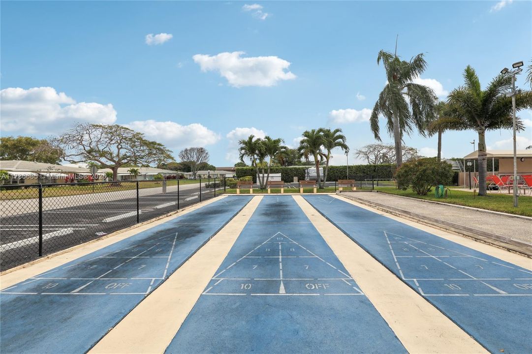 Vendido Recientemente: $130,000 (1 camas, 1 baños, 994 Pies cuadrados)