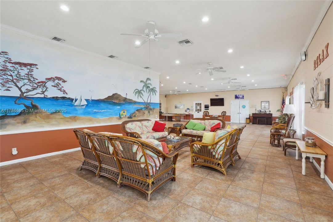 Vendido Recientemente: $130,000 (1 camas, 1 baños, 994 Pies cuadrados)