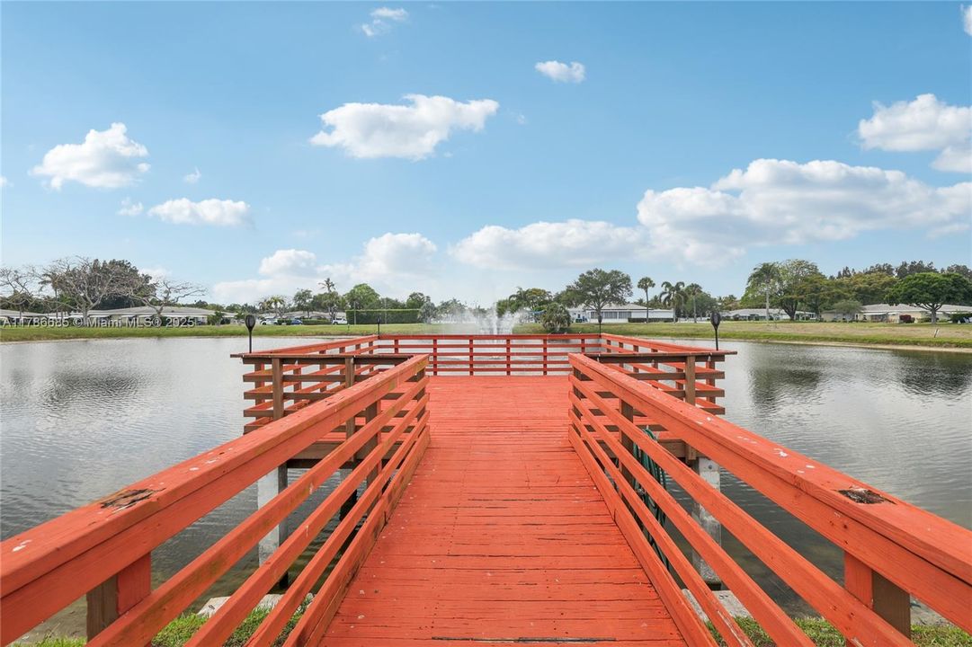 Vendido Recientemente: $130,000 (1 camas, 1 baños, 994 Pies cuadrados)