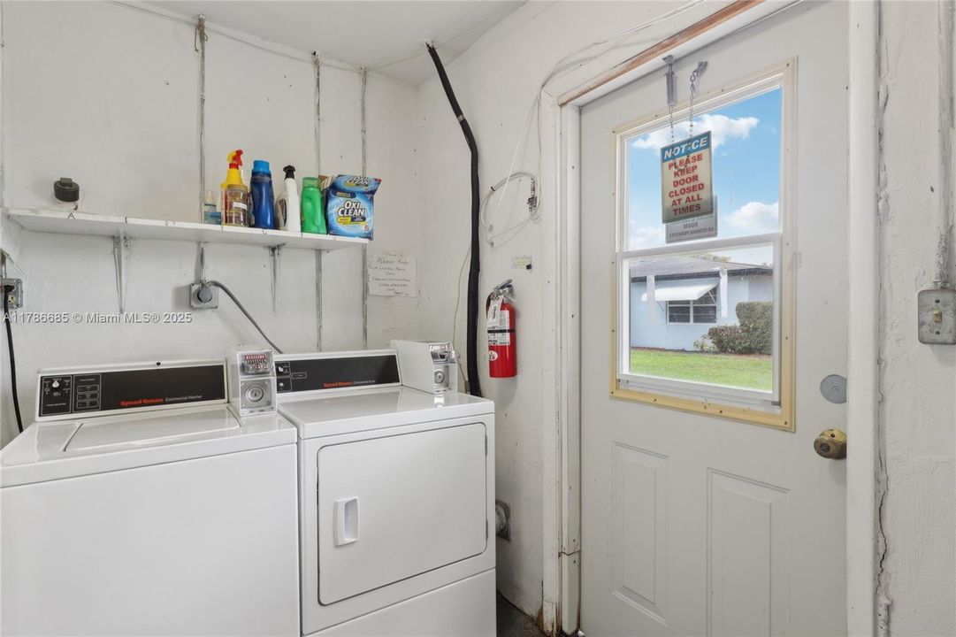 Vendido Recientemente: $130,000 (1 camas, 1 baños, 994 Pies cuadrados)