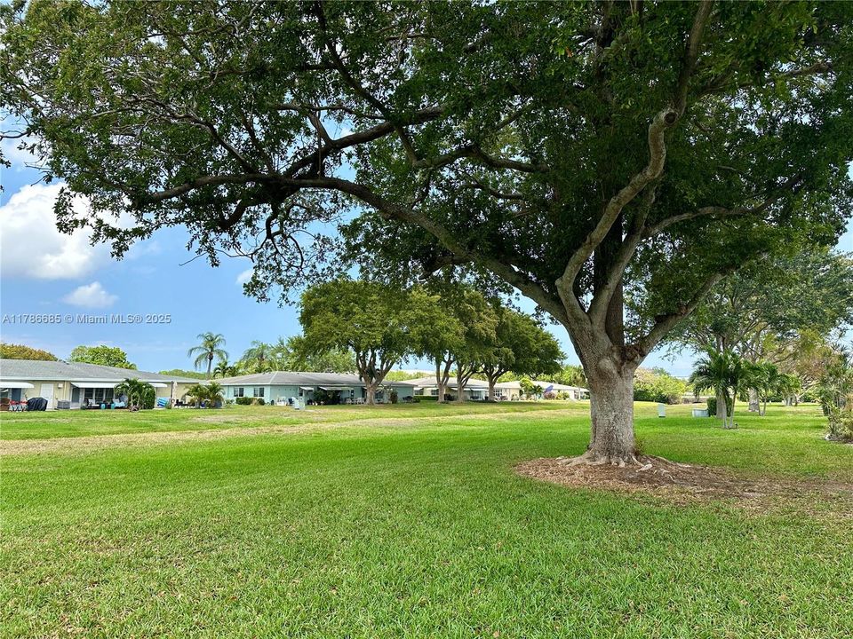 Vendido Recientemente: $130,000 (1 camas, 1 baños, 994 Pies cuadrados)