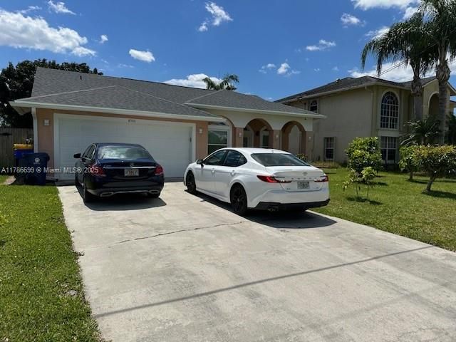 Recently Sold: $595,000 (3 beds, 2 baths, 1571 Square Feet)