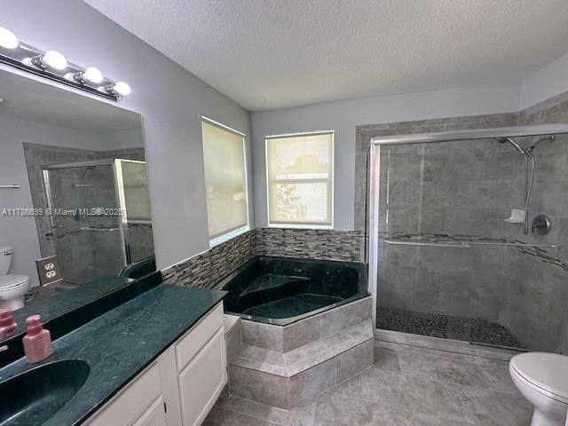 Recently Sold: $595,000 (3 beds, 2 baths, 1571 Square Feet)