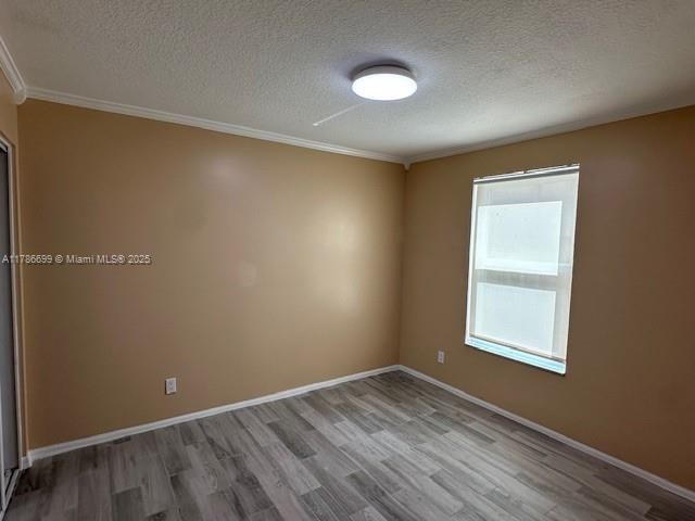 Recently Sold: $595,000 (3 beds, 2 baths, 1571 Square Feet)