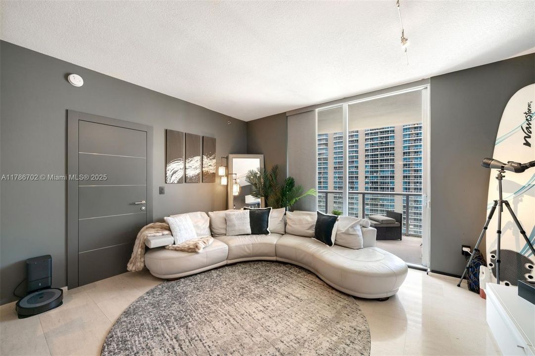 Vendido Recientemente: $497,500 (1 camas, 1 baños, 963 Pies cuadrados)