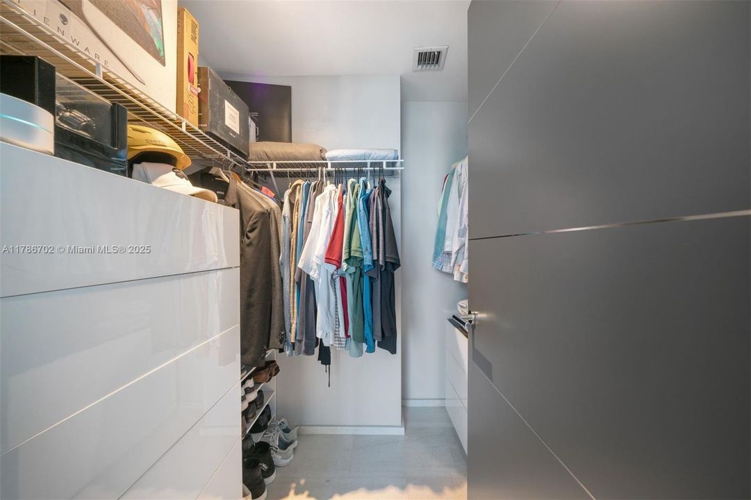 Vendido Recientemente: $497,500 (1 camas, 1 baños, 963 Pies cuadrados)