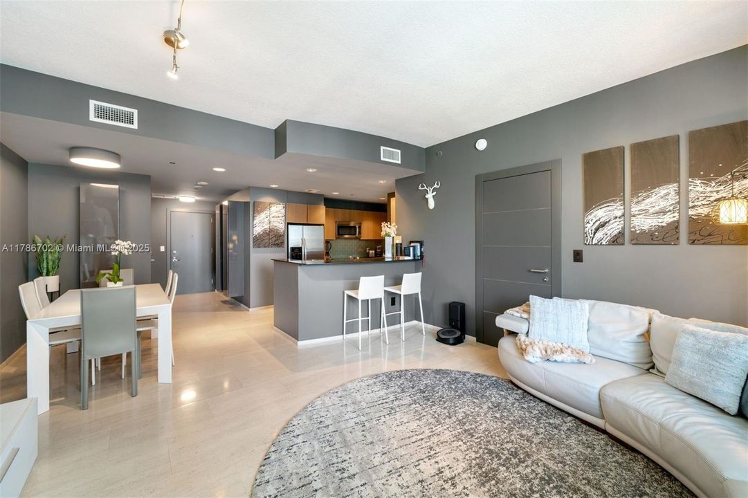 Vendido Recientemente: $497,500 (1 camas, 1 baños, 963 Pies cuadrados)