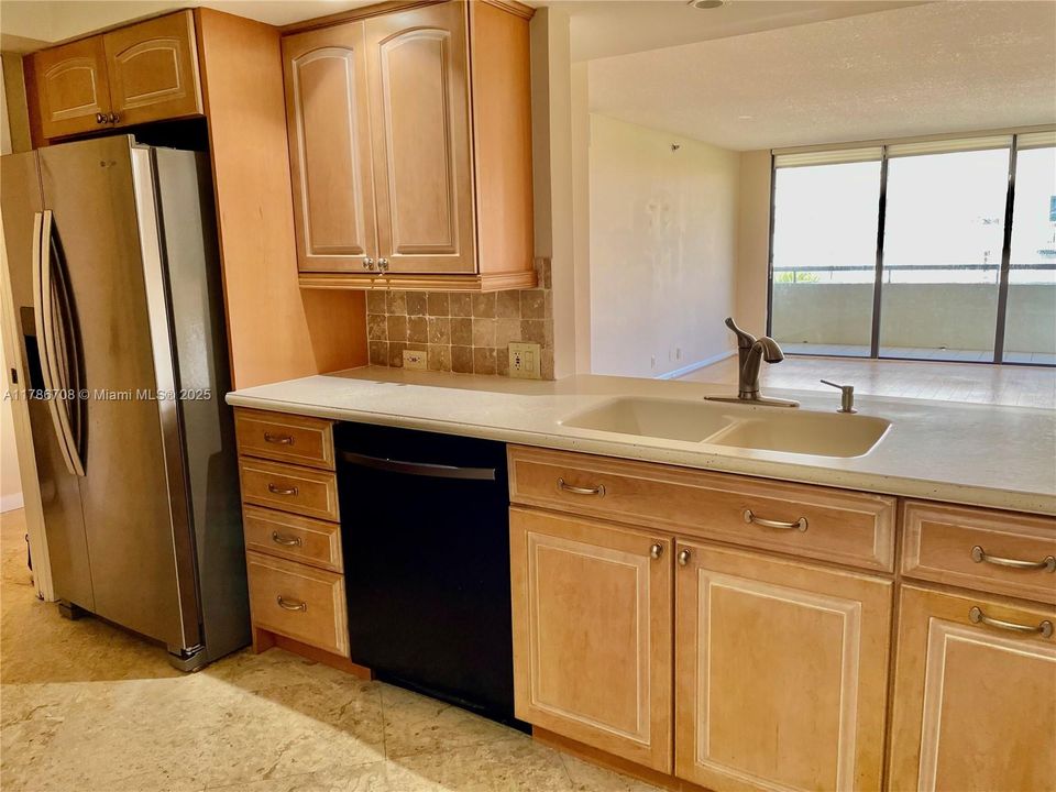 Недавно арендовано: $4,500 (2 спален, 2 ванн, 1435 Квадратных фут)