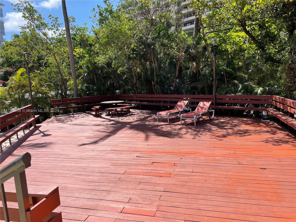 Недавно арендовано: $4,500 (2 спален, 2 ванн, 1435 Квадратных фут)