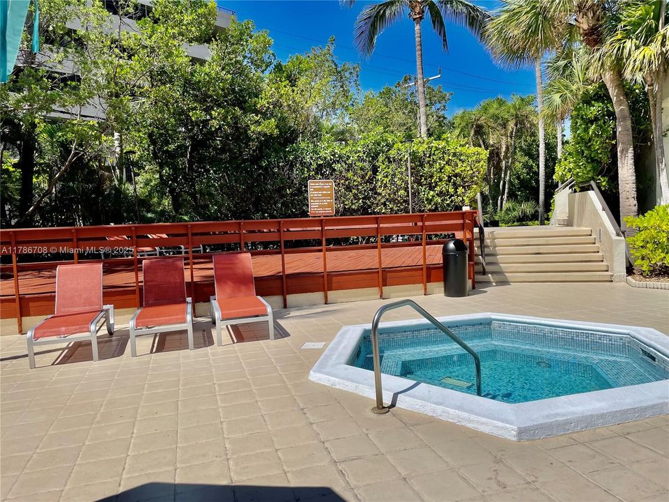 Недавно арендовано: $4,500 (2 спален, 2 ванн, 1435 Квадратных фут)