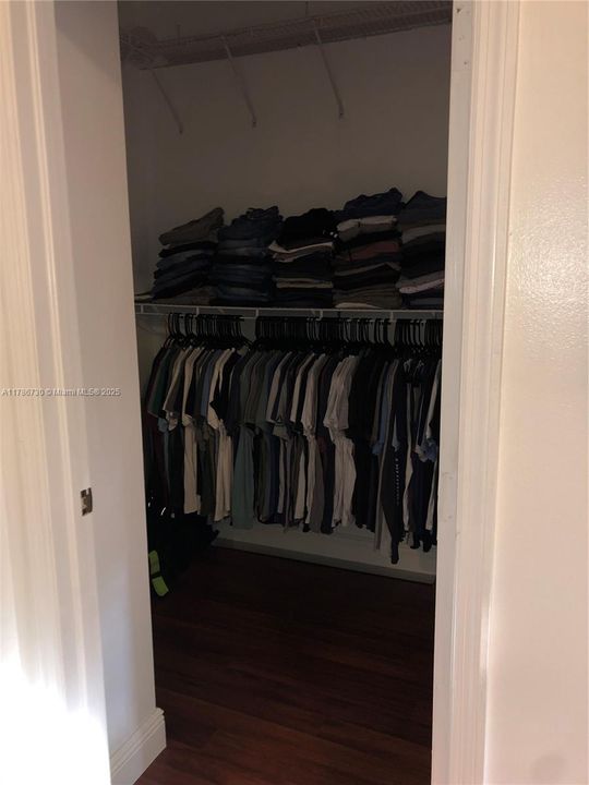 Recientemente alquilado: $2,500 (3 camas, 3 baños, 1382 Pies cuadrados)