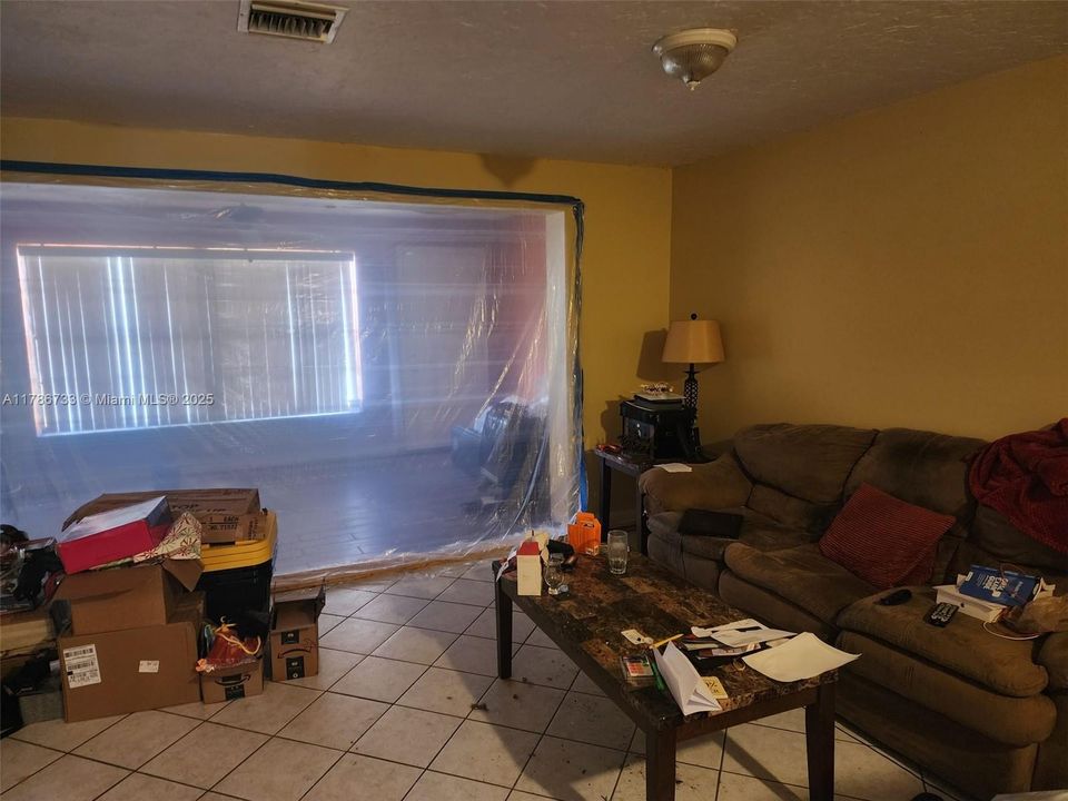 待售: $220,000 (2 贝兹, 2 浴室, 0 平方英尺)