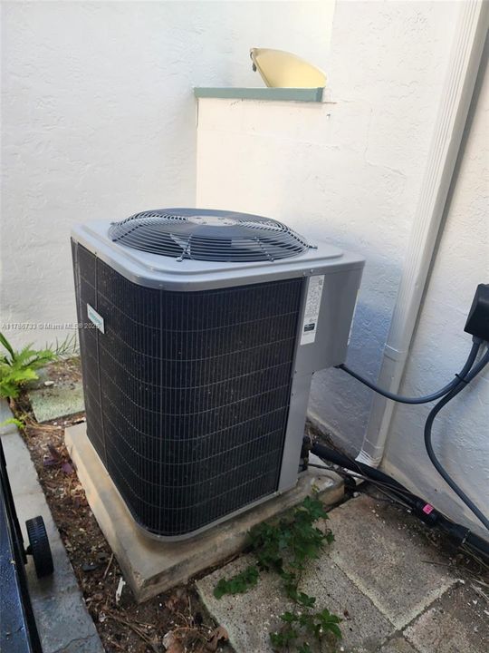 待售: $220,000 (2 贝兹, 2 浴室, 0 平方英尺)