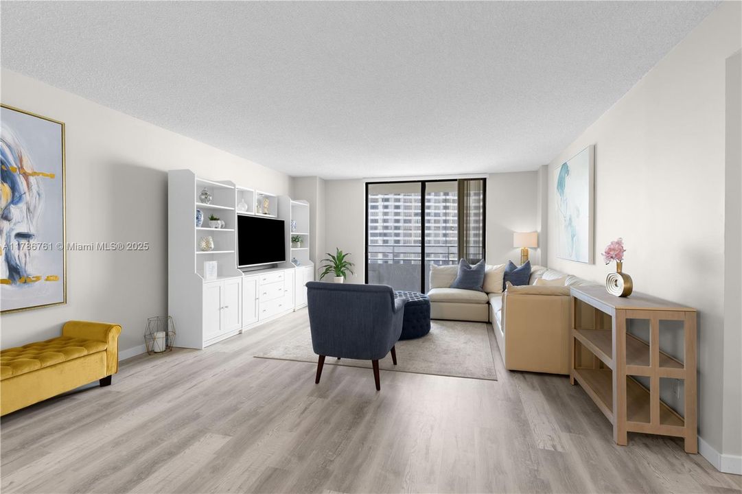 Recientemente alquilado: $2,750 (2 camas, 2 baños, 1280 Pies cuadrados)