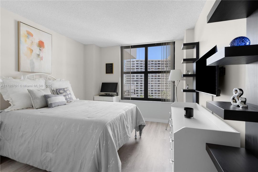 Recientemente alquilado: $2,750 (2 camas, 2 baños, 1280 Pies cuadrados)