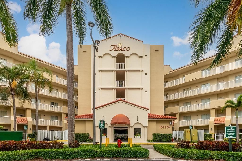 Recently Rented: $3,000 (2 beds, 2 baths, 1710 Square Feet)