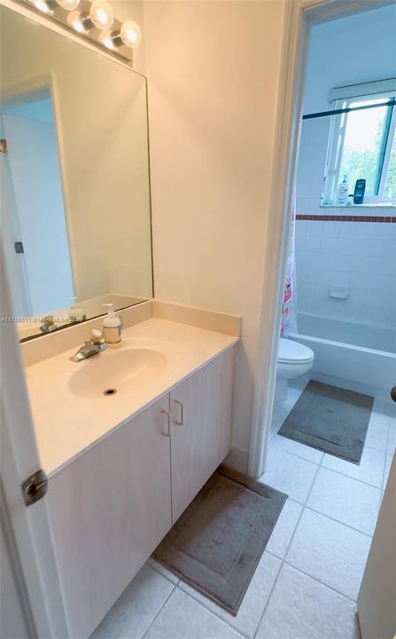 For Sale: $628,000 (3 beds, 2 baths, 2087 Square Feet)