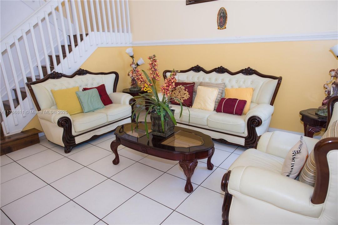 For Sale: $628,000 (3 beds, 2 baths, 2087 Square Feet)