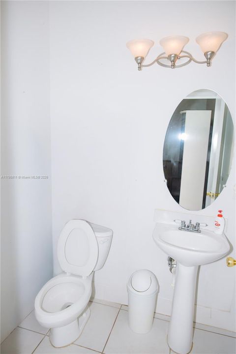 For Sale: $628,000 (3 beds, 2 baths, 2087 Square Feet)