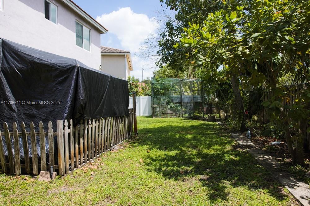 For Sale: $628,000 (3 beds, 2 baths, 2087 Square Feet)