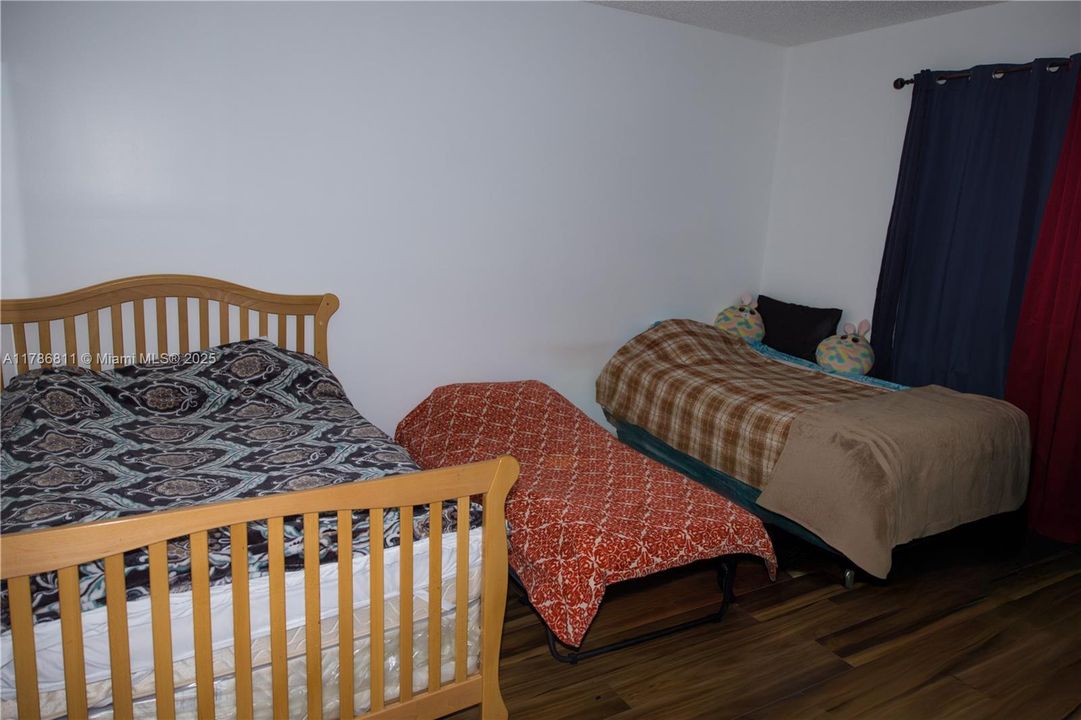 For Sale: $628,000 (3 beds, 2 baths, 2087 Square Feet)