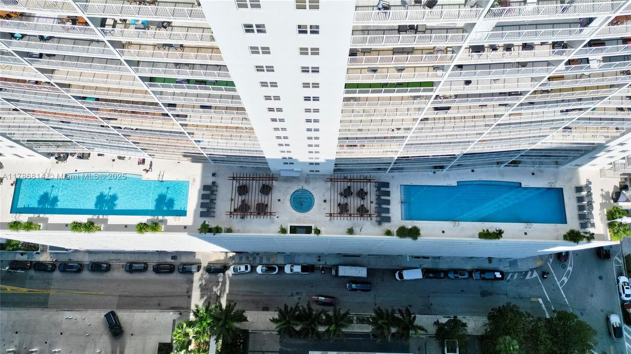 Vendido Recientemente: $854,900 (3 camas, 2 baños, 1232 Pies cuadrados)