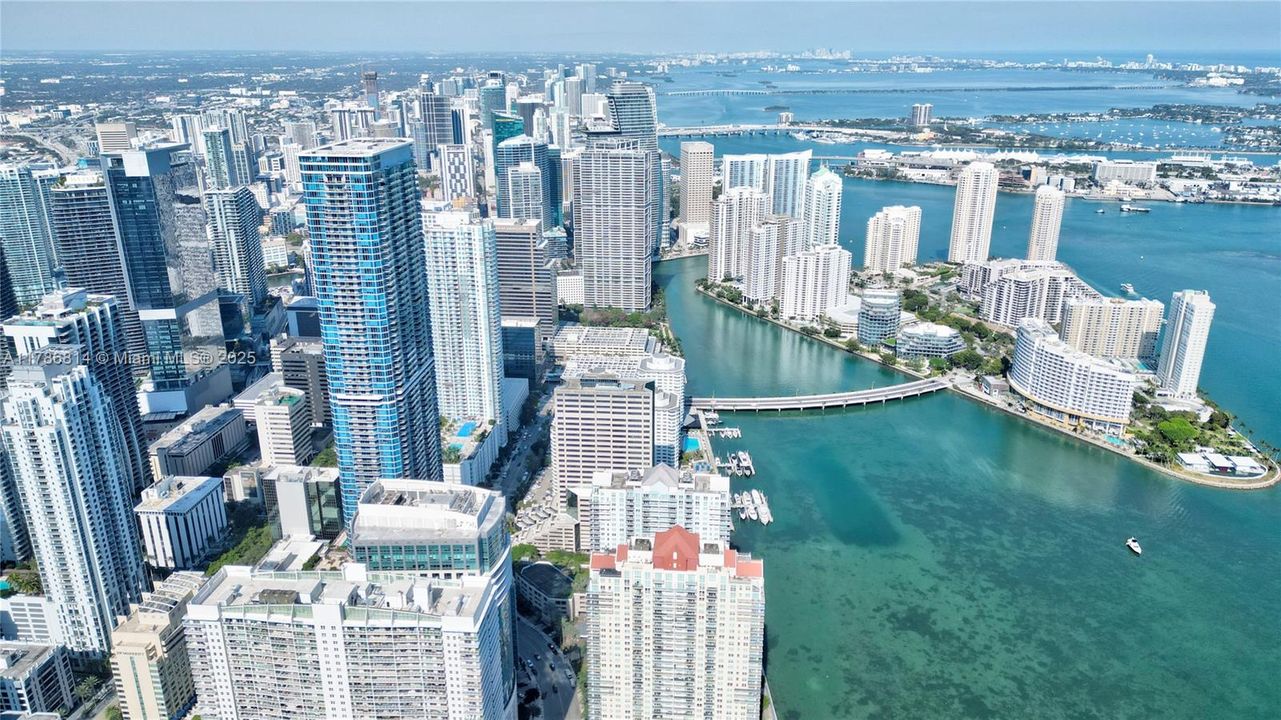 Vendido Recientemente: $854,900 (3 camas, 2 baños, 1232 Pies cuadrados)