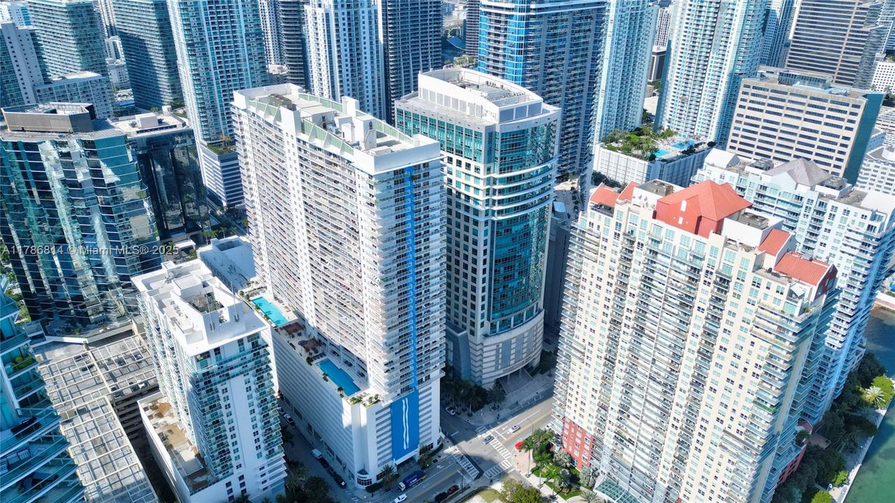 Vendido Recientemente: $854,900 (3 camas, 2 baños, 1232 Pies cuadrados)