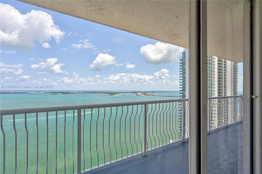 Vendido Recientemente: $854,900 (3 camas, 2 baños, 1232 Pies cuadrados)