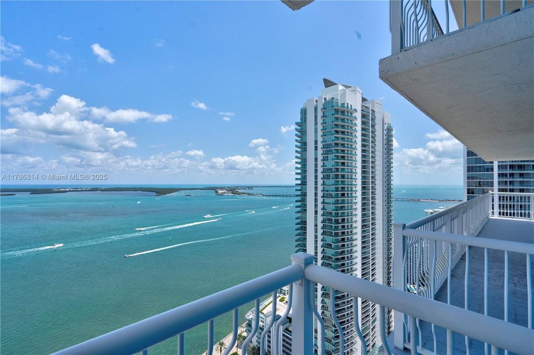 Vendido Recientemente: $854,900 (3 camas, 2 baños, 1232 Pies cuadrados)