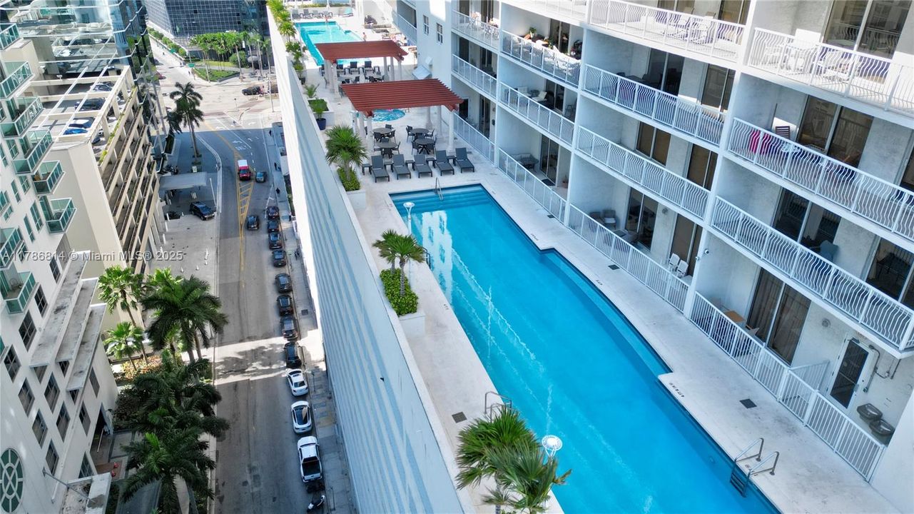 Vendido Recientemente: $854,900 (3 camas, 2 baños, 1232 Pies cuadrados)