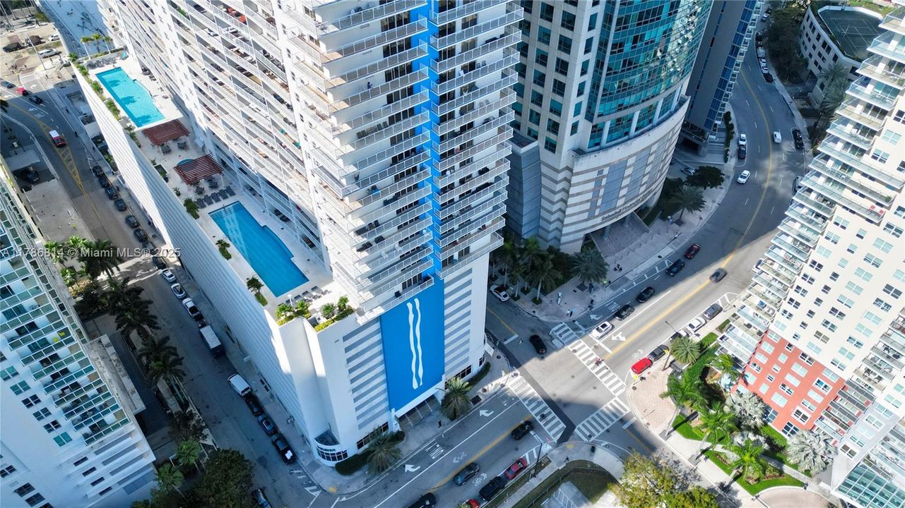 Vendido Recientemente: $854,900 (3 camas, 2 baños, 1232 Pies cuadrados)