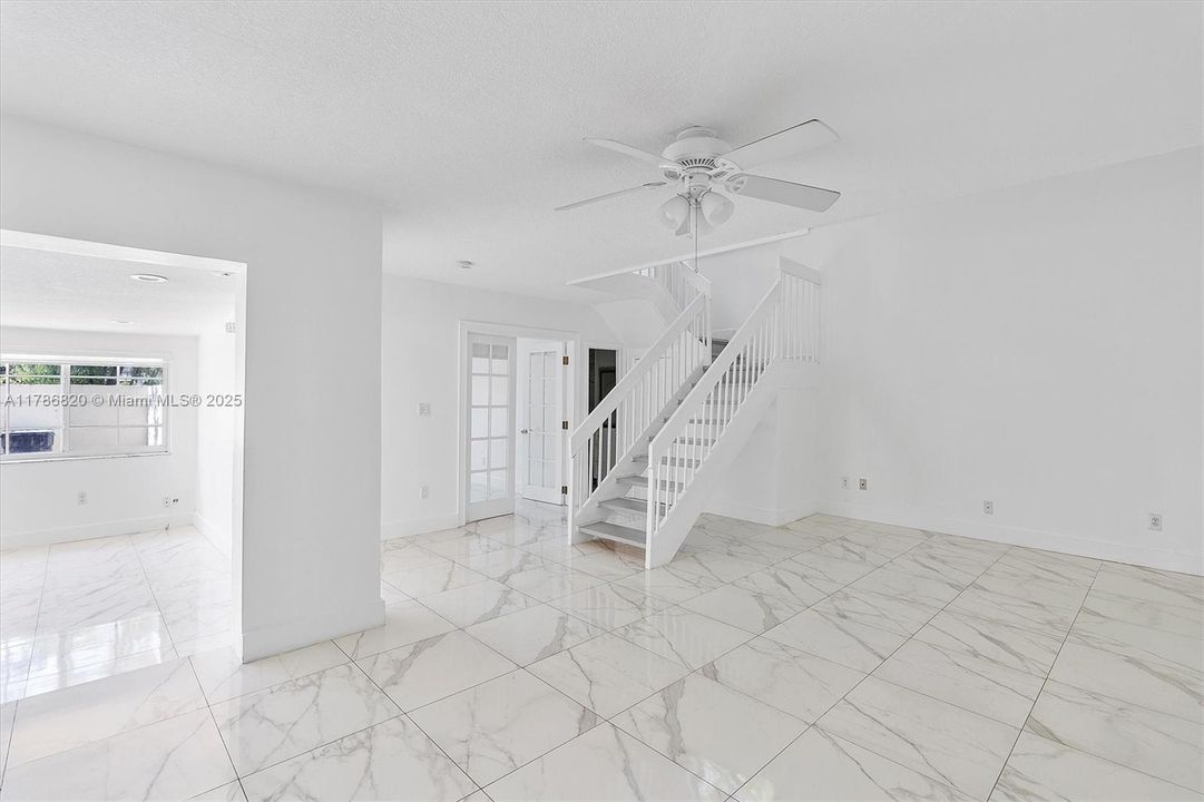 Recently Rented: $3,500 (3 beds, 2 baths, 1156 Square Feet)