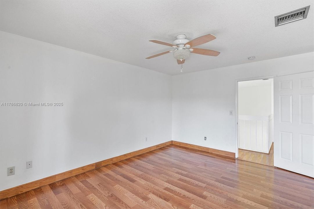 Recently Rented: $3,500 (3 beds, 2 baths, 1156 Square Feet)