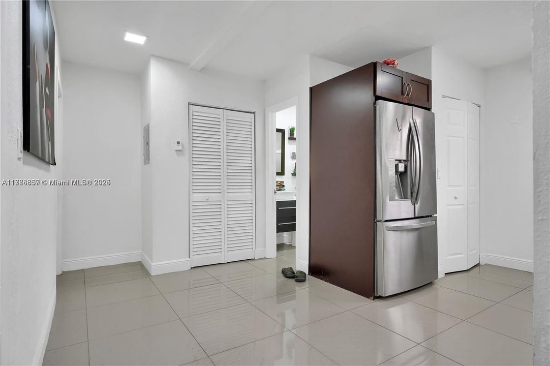 For Sale: $1,024,000 (0 beds, 0 baths, 2490 Square Feet)