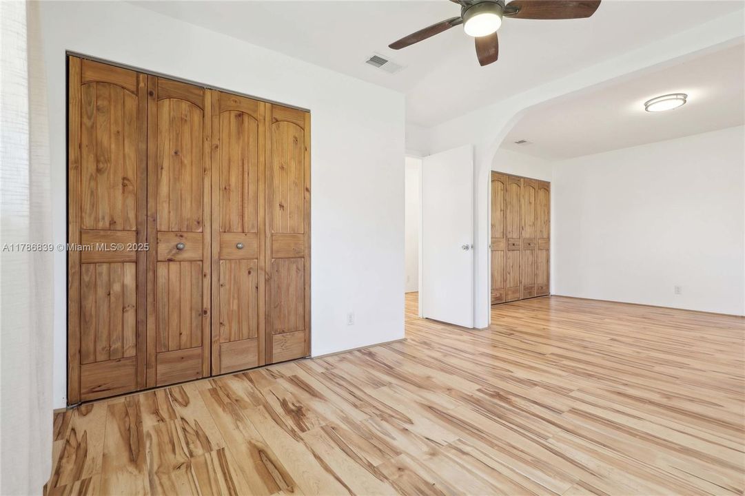 2 rooms converted to one big room, easily converted back to 2 separate rooms