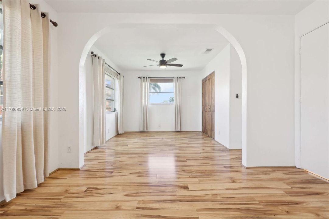 2 rooms converted to one big room, easily converted back to 2 separate rooms