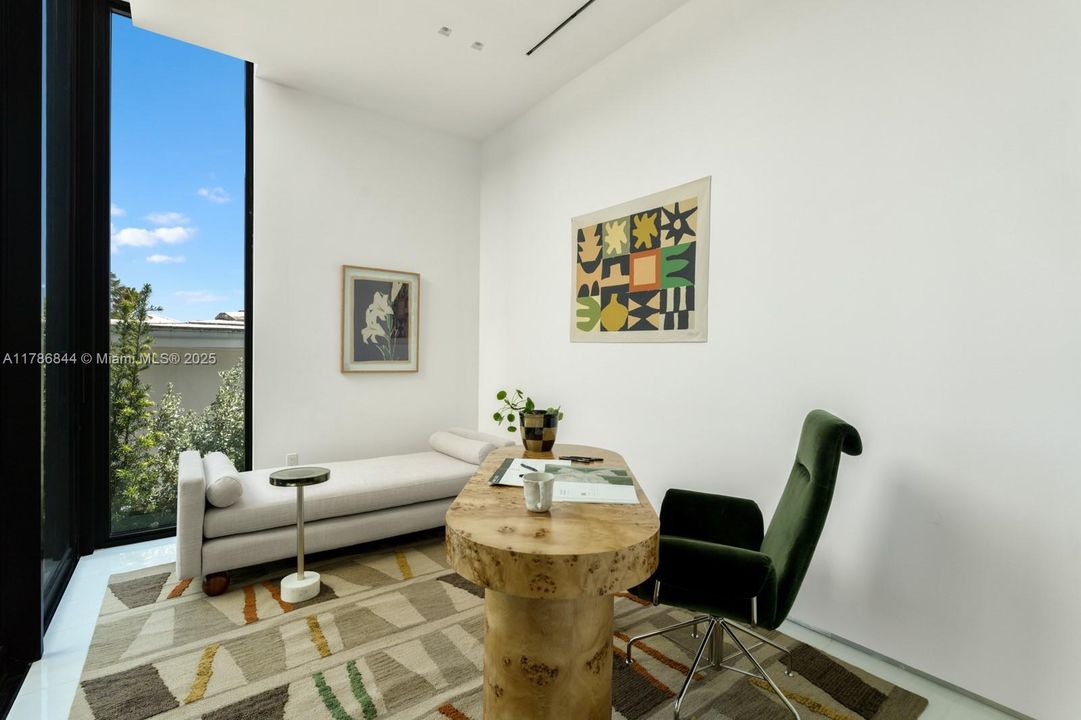 Office / Flex Room