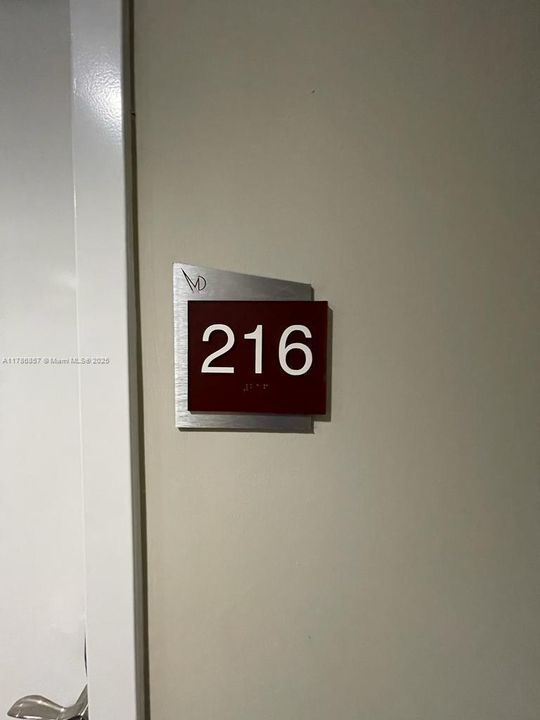 Recientemente alquilado: $2,300 (1 camas, 1 baños, 668 Pies cuadrados)