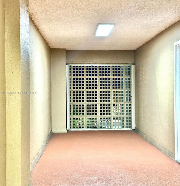 Recientemente alquilado: $2,000 (2 camas, 1 baños, 835 Pies cuadrados)