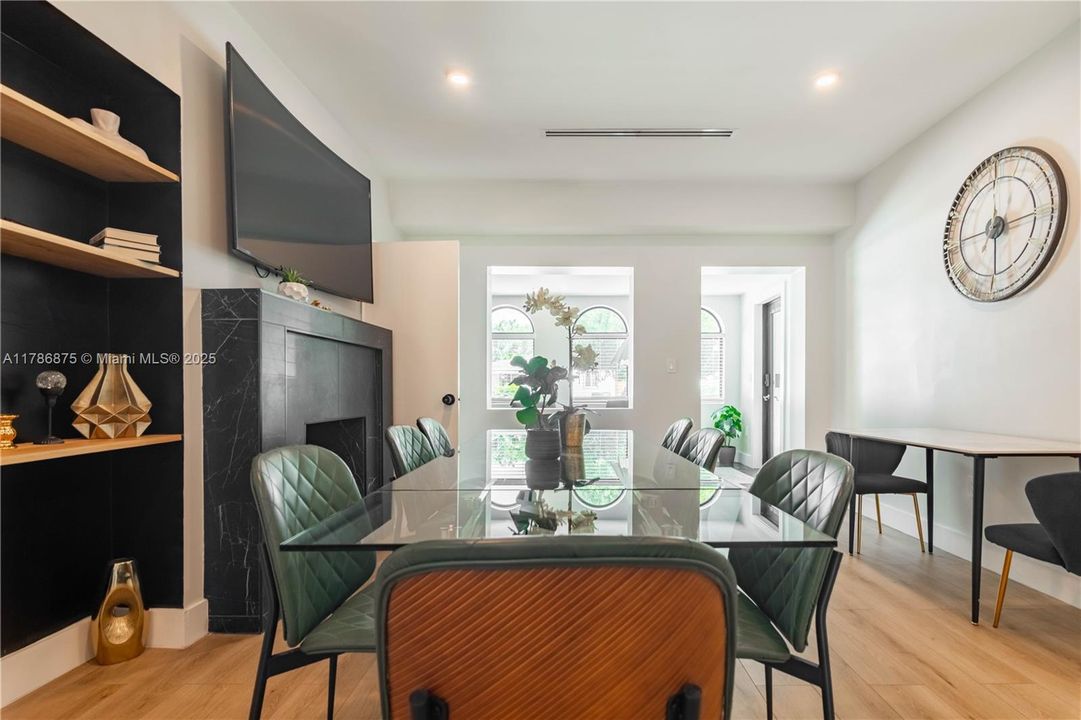 For Sale: $1,519,900 (5 beds, 4 baths, 1566 Square Feet)