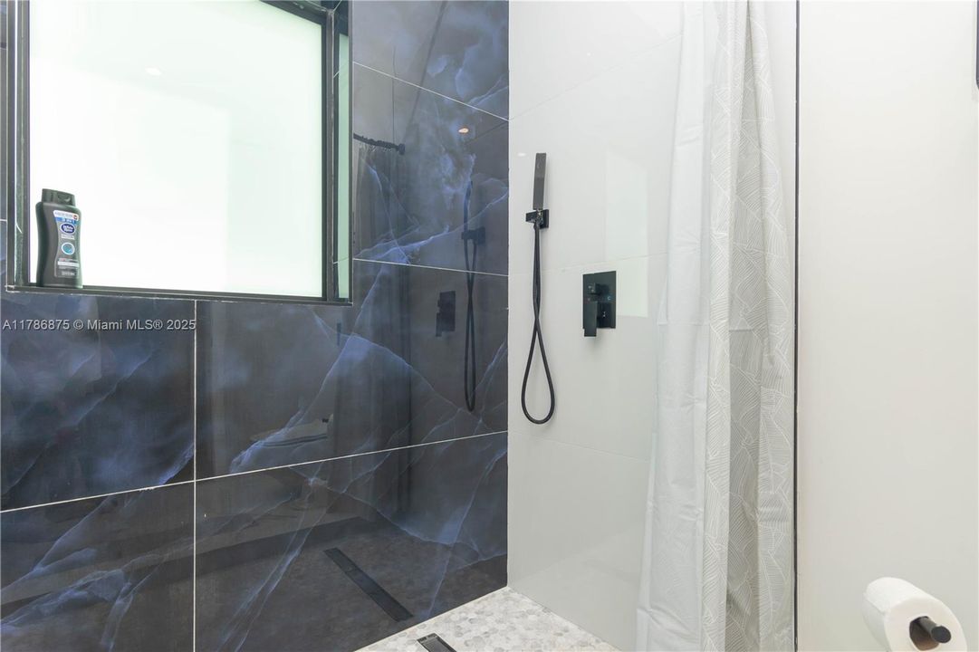 For Sale: $1,519,900 (5 beds, 4 baths, 1566 Square Feet)