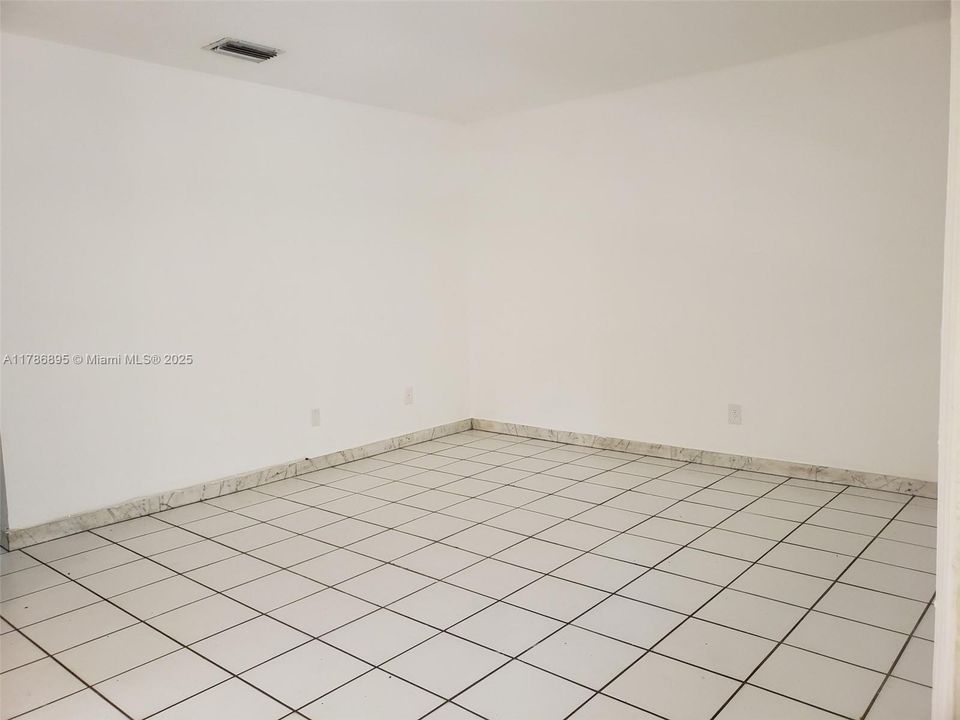 Apt 3, 2bed/1bath