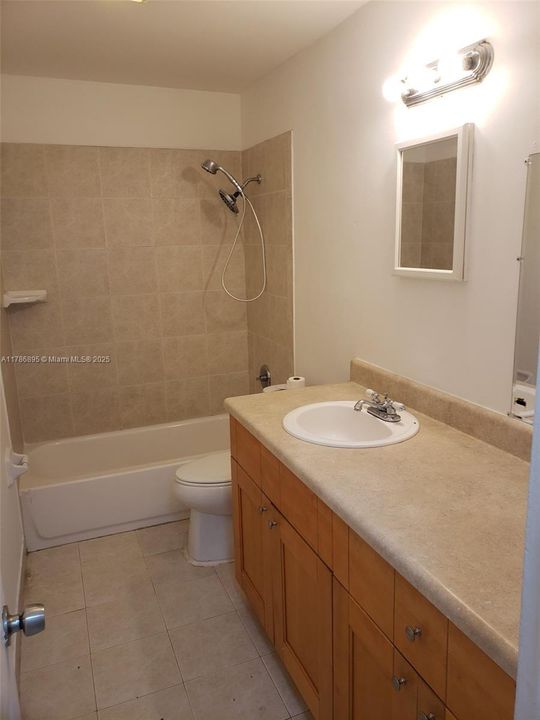 Apt 3, 2bed/1bath