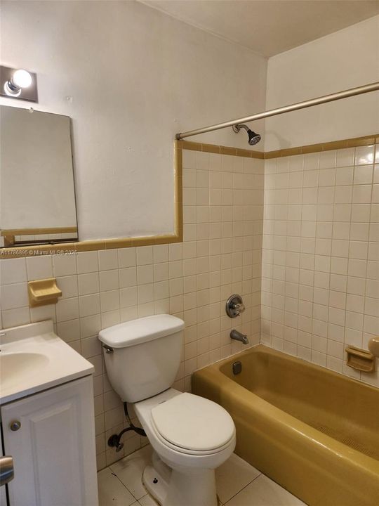 Apt 1, 1bed/1bath